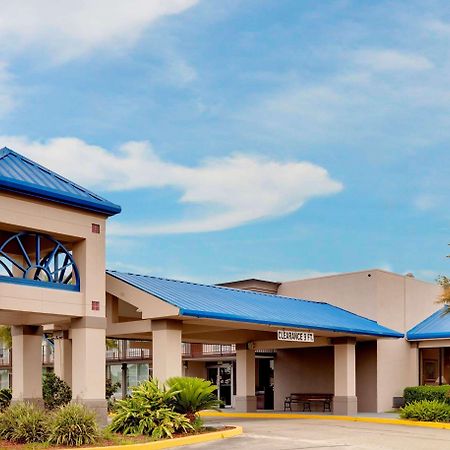 Days Inn by Wyndham Lafayette Near Lafayette Airport Eksteriør bilde
