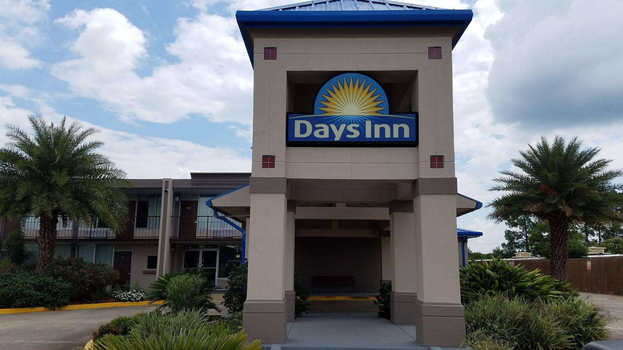 Days Inn by Wyndham Lafayette Near Lafayette Airport Eksteriør bilde